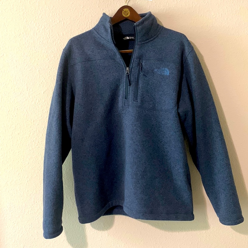 North Face fleece pullover with zipper collar. Warm, dark blue/gray color